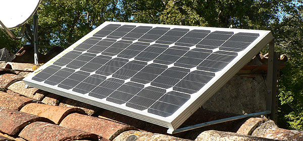 kit-solar-1500-watts-con-2-paneles-y-2-baterias